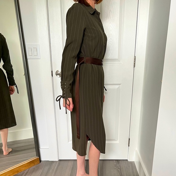 Beautiful, belted Shirt Dress by Current Air - Picture 2 of 13